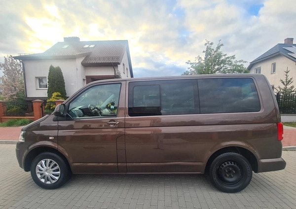 Volkswagen Caravelle cena 82900 przebieg: 230000, rok produkcji 2013 z Recz małe 137